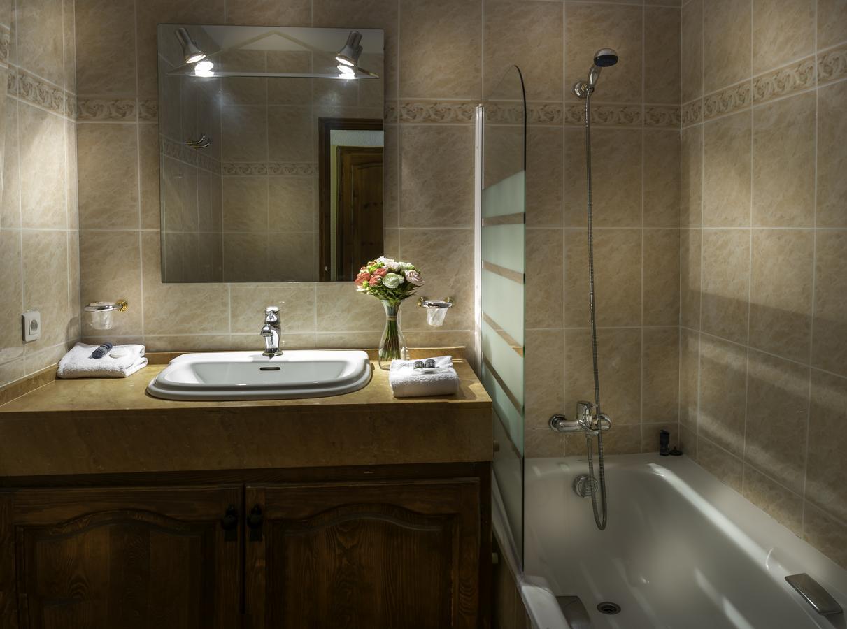 Hotel La Romarine รามาตูแอล ภายนอก รูปภาพ